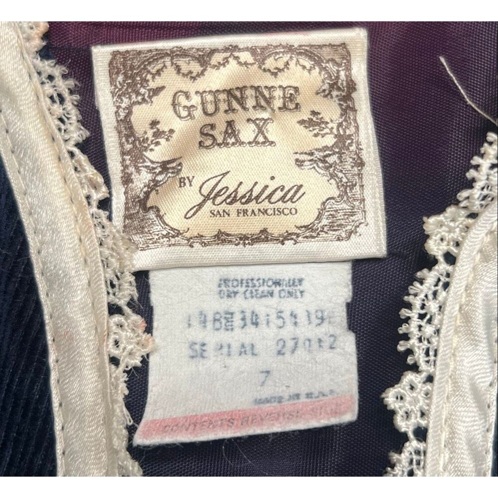 Gunne Sax vintage 70’s prairie Victorian velvet romantic  jacket 7 regancycore - Picture 8 of 8
